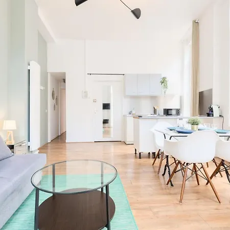 Saint Maurice - Charming With Courtyard Apartmán