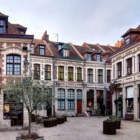 Saint Maurice - Charming With Courtyard *